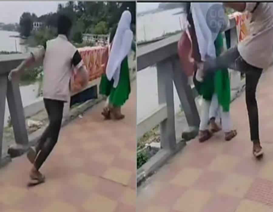 স্কুলছাত্রীকে লাথি মারার ভিডিও ভাইরাল, ভুক্তভোগীকেই টিসি দিল বিদ্যালয় কর্তৃপক্ষ 