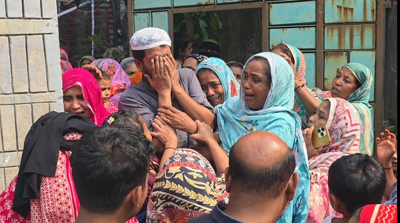রূপগঞ্জে অটোরিক্সা-ট্রাক মুখোমুখি সংঘর্ষে নিহত ২, আহত -৩